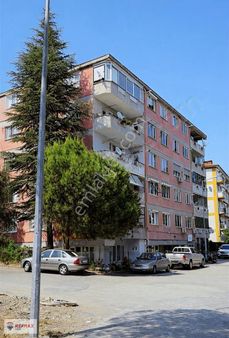 Atatürk Mahallesinde 2+1 Daire Avlu Manzaralı, Merkezi Konum