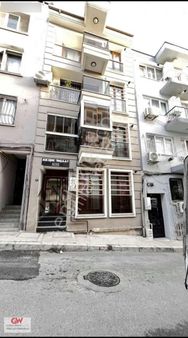 İzmir Konak Kemalreis`de Satılık 1+1 Daire