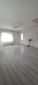 Erdemli Merkezi Konumda 3+1 Kiralık Daire