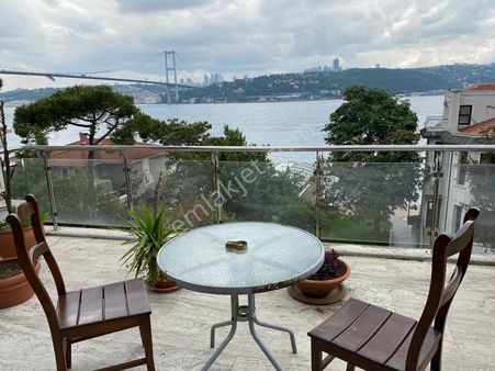 Beylerbeyi Sahil 'de Boğaz Manzaralı 3+1 Kiralık Yol Yalısı Dairesi