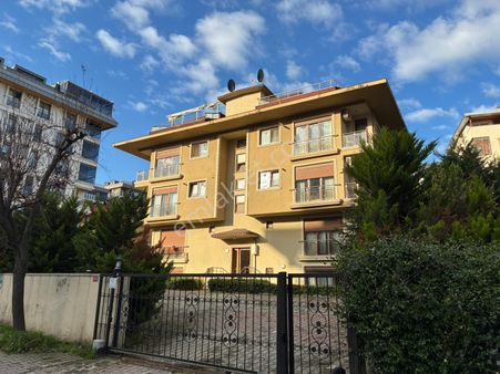 Çengelköy 'de 4+1 Kiralık Dubleks Daire