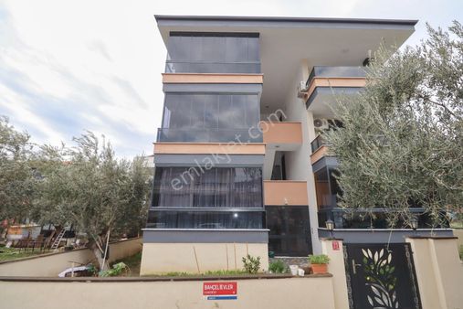 Mahmut İşler'den Altınolukta Satılık 2+1 Cam Balkonlu Daire