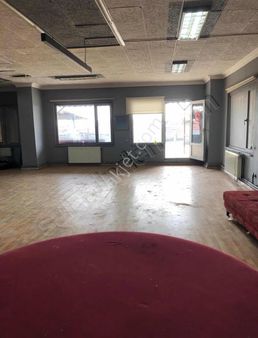 Merkezi Konumlu Acil Yatırımlık 700 M2 İşyeri Her İşe Uygun