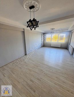 Pusula Gayrimenkul'den Kiralık 3+1 Daire İstasyon Mh