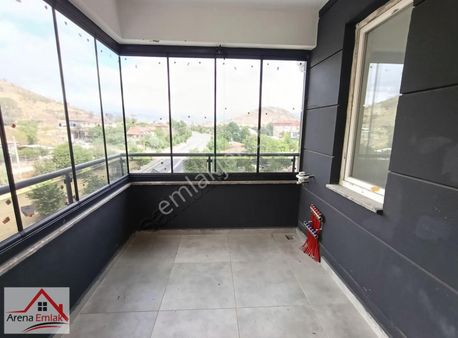 Arena Emlak Tan 3+1 Ana Cadde Üstü Hesaplı Daire