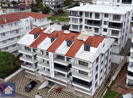 *yiğit Emlak Armutlu'dan*iskele Mevkiinde*100 M2*sıfır*2+1 Daire