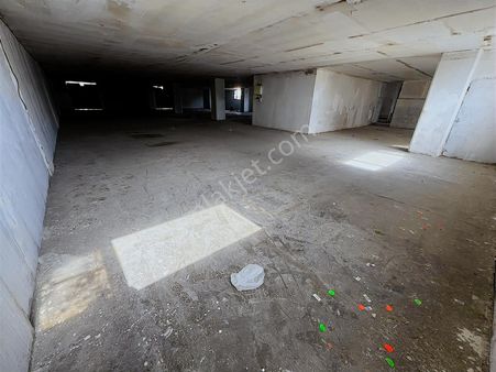 Mahmutbey Cad İşyerine Uygun Kiralık 850m² İşyeri