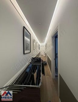 Büyük Kulüp Karşı Sokağında 4+1 Balkonlu Özel Dekarasyonlu