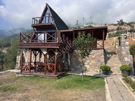 Bademağacında Doğa Deniz Manzaralı Müstakil Ağaç Ev Arsa Tapulu