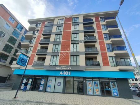 Hatip Mah.de Gümüş Silver Delüxe Sitesinde Kiralık 1+1