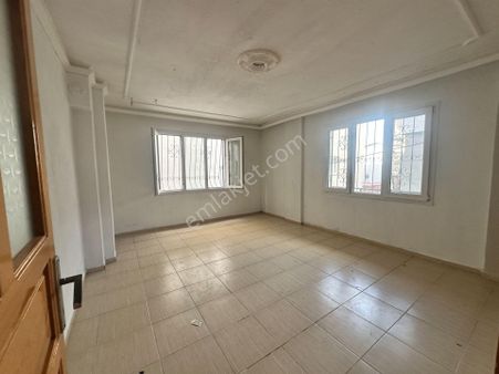 Çalışkan__dan Çamlıkta Ara Kat 3+1 * 160 M2 Kiralık Daire.