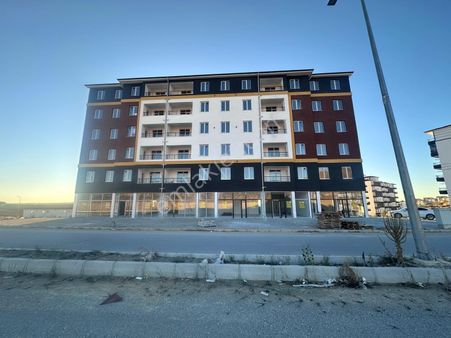 Msyapı Emlaktan Üniversite Yolunda 3+0 Satılık Lüks Daire