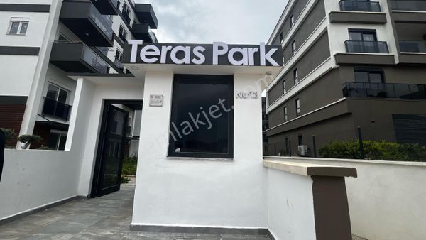 Altıntaş'ta Cad Üzeri Satılık Bahçe Dubleksi