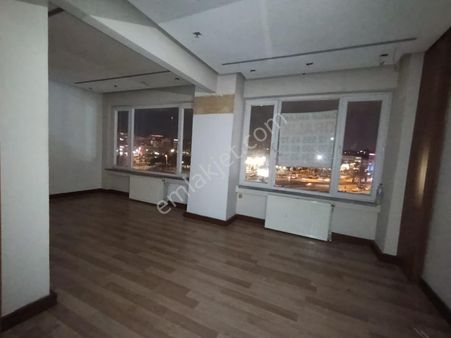 Aksaray İskenderpaşa Mahallesi Metro Yanı 2+1 Kiralık Ofis Katı