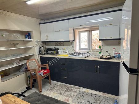 Fiyat Düştü Söke Kisir Köyü İçinde Satılık Bakımlı 126 M2 Taş Köy Evi