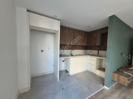 Zerdalilik'te Sıfır Binada Ara Katta 2+1