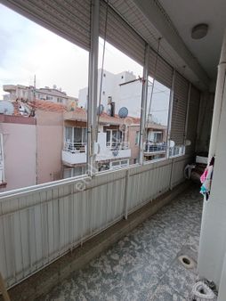 Ata Caddesi'nde Metro Yakını 2+1 Satılık Daire!