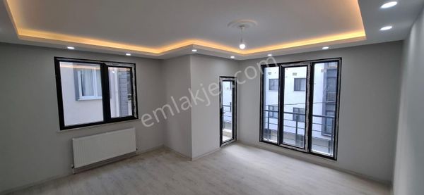Naturel Emlaktan Sancaktepede 2+1 Fırsat Daire