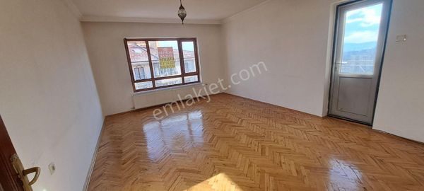 Köşk Mahallesinde Güneşli Süper Kiralık Muhsin Emlaktan