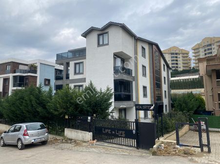 Mudanya Halitpaşa'da Site İçerisinde Satılık 4+1 Dubleks Sıfır Daire