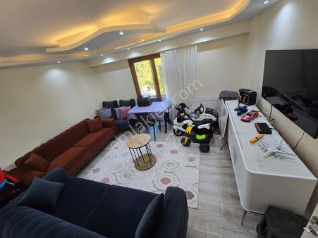 Bilginoğlu Emlaktan Muradiye Mahallesi'nde 3+1 Ara Kat