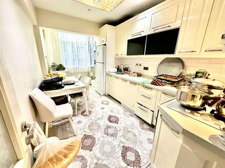 İstasyon Mah'de Ara Katta Full Yapılı Satılık Daire