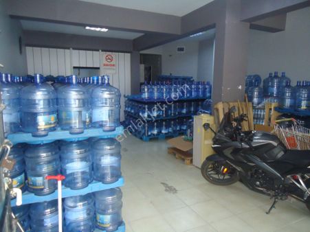 Krc'den Cadde Üzerinde Devren Satılık 70 M2 Dükkan