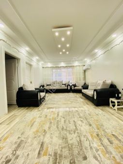 Demirlibahçe'de Plevne Cad. Dibi Katta 3+1 Yapılı Satılık Daire !!!