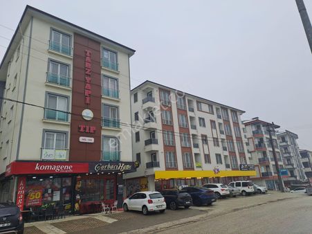 Üniversite Hastahane Karşısı Kiralık 2+1 Daire