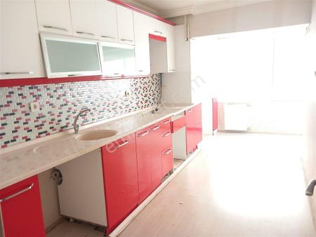 Bursa Nilüfer Beşevler Mah. Kelepir Satılık 3.kat 3+1 Site İçi Daire 5.150.000 Tl