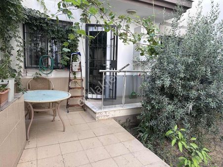 Seferihisar Hıdırlıkta Bahçe Kullanımlı Geniş 2+1 Satılık Daire