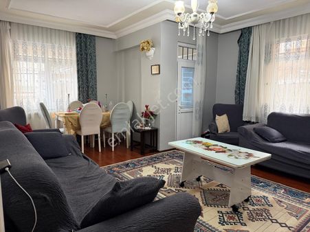 Yeditepe Üniversitesi 220 Mtr 3+1 100m2 Kat Mülkiyetli İskanlı