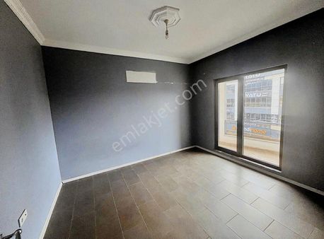 Yeni Mahalle Merkezde Süper 2+1