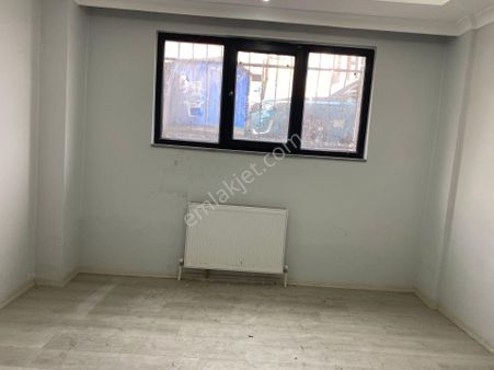 Avrupa Emlak Tan Tuna Mah 85m² 2+1 Bahçe Kat,sıfır Bina,tek Daire Üzeri,esenler Nikah Salonu Karşısı