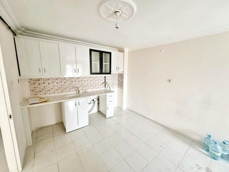 ▀▄merkez▀▄ Ana Cadde Üzeri Ara Katta Cepheleri Açık