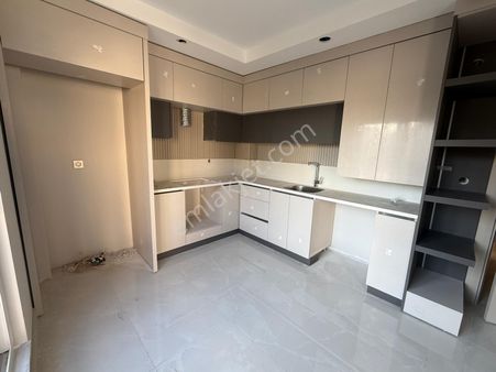 V.ayanoğlunda Ebv Banyolu Sıfır İskanlı 3+1 Kat Cephe Seçenekli Daireler