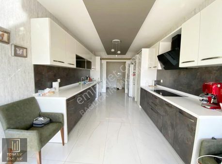 Irmak Emlak- Bağlıca Mermeroğlu Caddesi Belende Evleri'nde Satılık 4+1 Daire