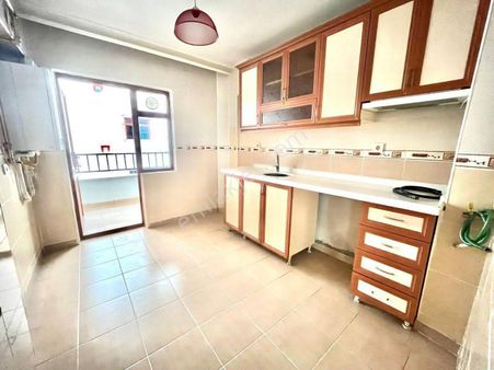 Gamze Emlak'tan Malazgirt'te 3+1 Katta^d.projeli^ön Cephe Daire!