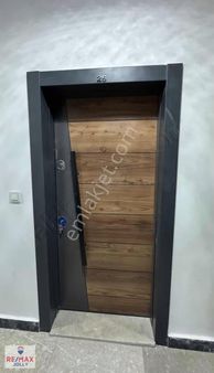 Karşıyaka Nergiz Mahallesinde Kiralık 3+1 Dubleks Daire