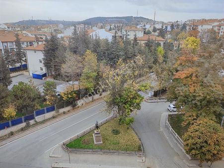 Akarbaşı'nda Satılık 3+1 Daire Foresta İnş Gayrimenkul Den