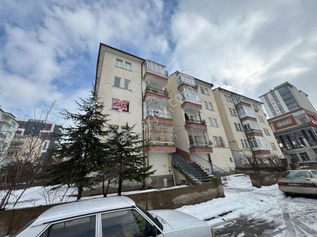 Arslan Mülk Ofisi // Tavlusunda 3+1 Yapılı Ara Kat Fırsat Dairesi