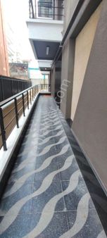 Bahçelievler De 1+1 Büyük Teraslı Yeni Lüks Bahçe Katı Daire