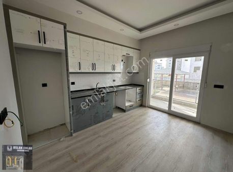 Aslan Emlak'tan Denize Yakın Kiralık Daire