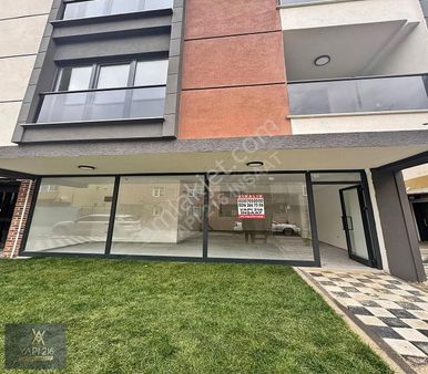 Çekmeköy Ekşioğlu Mahallesinde Merkeze Yakın Kiralık Dükkan