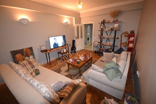 İlk-ev'den Bağımsız Salon 2+1 Kombili Bakımlı Sokullu Cadde Üzerinde Kot 1 De