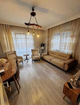 Kozyatağın'da Satılık 2+1 Fırsat Daire!!!