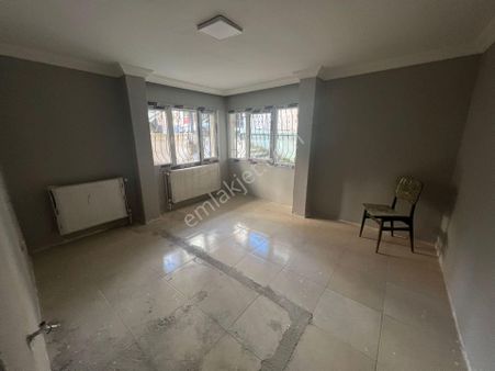 Buca Çamlık Mahde 1+1 60m2 Düz Giriş Açık Mutfak Doğalgazlı Daire