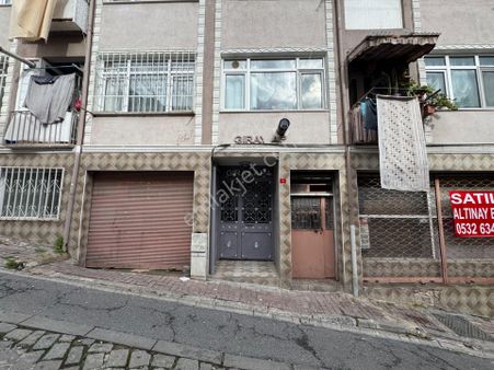 Turyap' Tan Fatih Kariye Camii' Ne Komşu Giriş Kat Satılık Daire