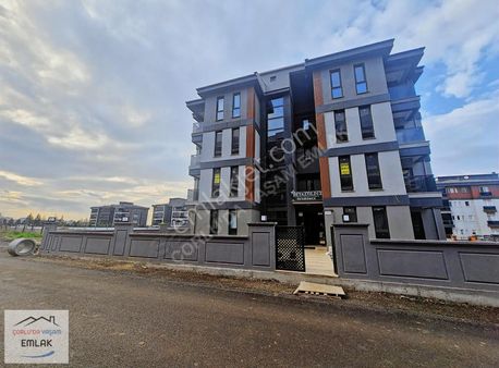 Hürriyet Mahallesi Beyaz Yıldız Rezidansta Kiralık 1+1 Daire