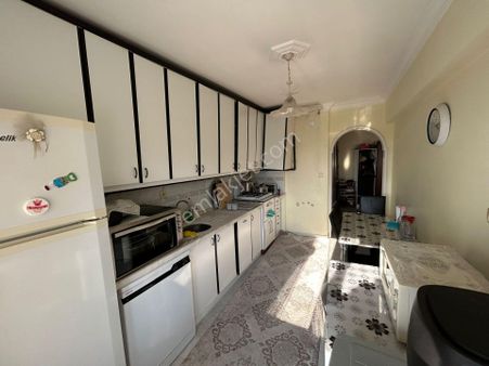 Barış Mahallesi Fsm Metro İstasyonuna Yakın, Havuzlu 3+1 Daire